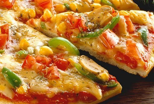 пицца с овощами