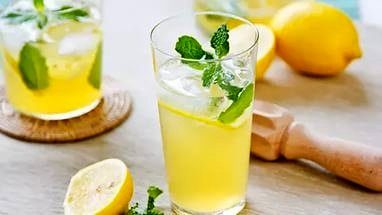 стакан лимонада