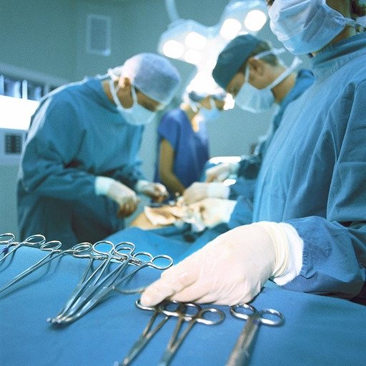хирургическая операция 