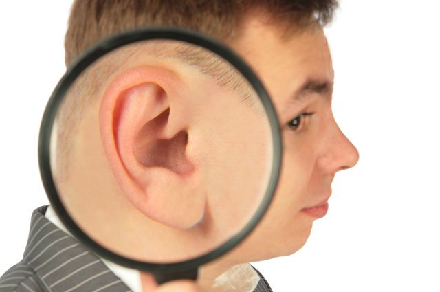 Когда при наличии боли в ушах нужно обращаться к врачу?