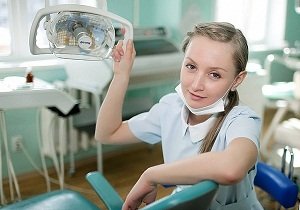  Чистка зубов ультразвуком: особенности проведения, преимущества, результаты 