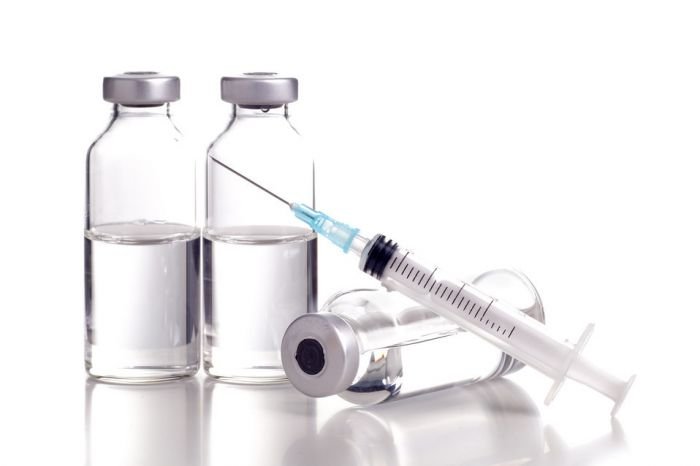 ВОЗ отодвинула перспективы вакцинации от COVID-19 для здоровых людей до 2022 года